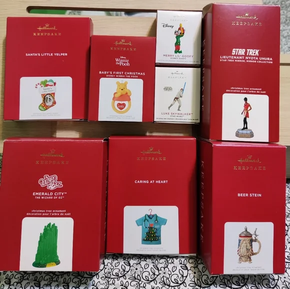 A set of Hallmark Keepsake Christmas Tree Ornaments - Picture 4 of 4